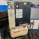 []日新工机数控内圆磨床，新机精度，1折出售，用得上的.