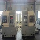 []同款两台威亚立车SKT V3R/L，回转(mm)620，加工长度(m.