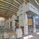 []沈阳工地还剩济南二机2230五模冲压线 630吨400吨400吨.